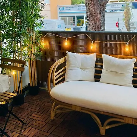 T2 Centre Ville/plage/commerces/clim Apartamento