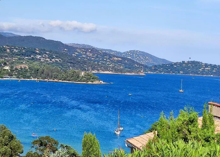 T2 Centre Ville/plage/commerces/clim 公寓