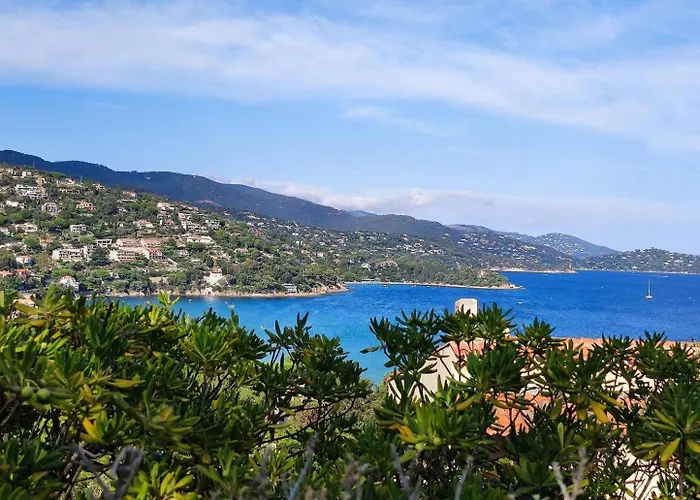 T2 Centre Ville/plage/commerces/clim